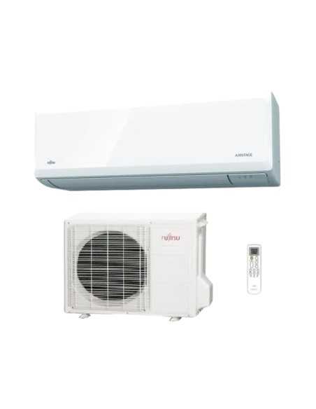 Climatizzatore Condizionatore Fujitsu Inverter Serie Kn R-32 Classe A++ Wi-Fi Integrato installato a parete in una casa moderna.