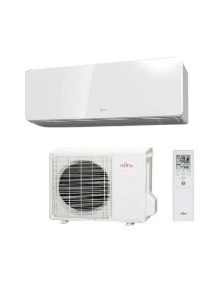 Climatizzatore condizionatore Fujitsu Inverter Serie KM R-32 installato a parete