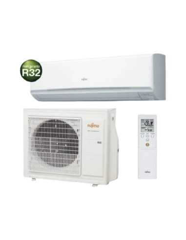 Climatizzatore Condizionatore Fujitsu Inverter Serie KM Large installato in un grande ambiente luminoso