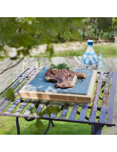 Pietra lavica con supporto in legno di faggio